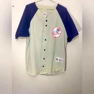 Men’s Large Yankee Jersey